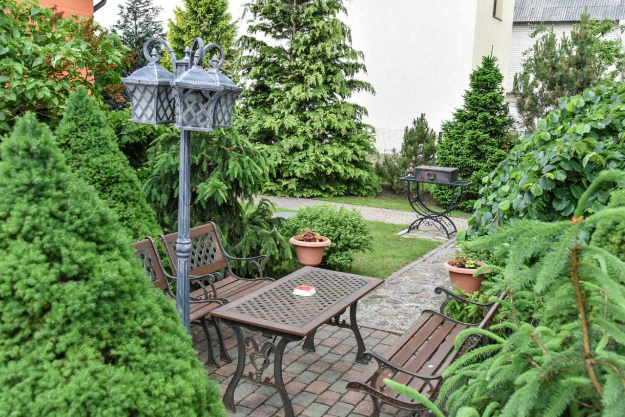 Zelta Pirts Guest House Вентспилс Экстерьер фото